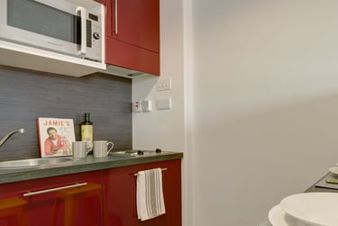 Studio - Image 6